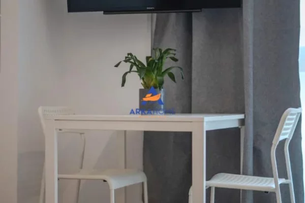 Shtepi ne shitje Apartament ne Tirane, 1+1, Mobilimi E mobiluar, Pagesa 167,400  Euro.