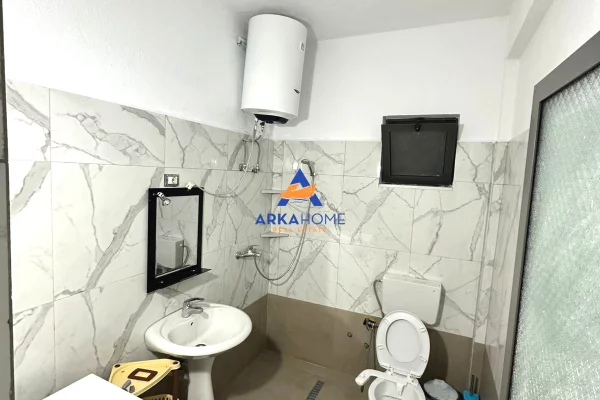 Shtepi me qera Apartament ne Tirane, 1+1, Mobilimi E mobiluar, Pagesa 368  Euro.