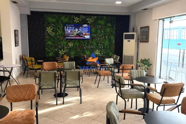 Ambient biznesi me qera 1+1 ne Tirane - 1,261 Euro