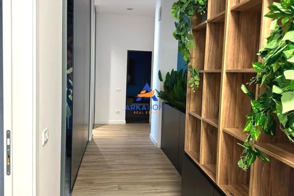 JEPET ME QIRA AMBIENT ZYRE 213M2 "EGLO, ASTIR" 1700 EURO