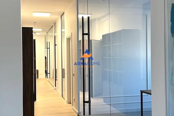 JEPET ME QIRA AMBIENT ZYRE 213M2 "EGLO, ASTIR" 1700 EURO