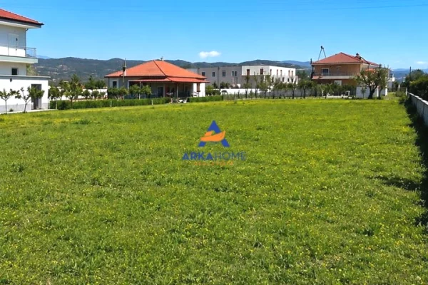 Truall ose Toke ne Elbasan - 45,000 Euro