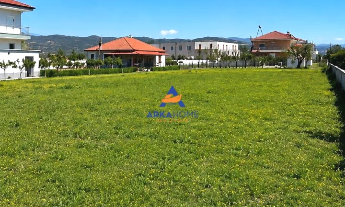 SHITET TOKE 800M2 "NE BRADASHESH, ELBASAN" 45000 EURO