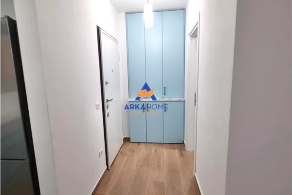 Shtepi me qera Apartament ne Tirane, 2+1, Mobilimi E mobiluar, Pagesa 800  Euro.