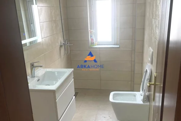 SHITET APARTAMENT 2+1 "TEK 21 DHJETORI" 175.000 EURO