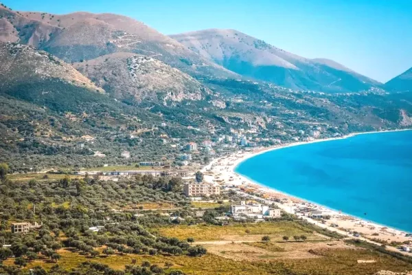 Truall ose Toke ne Himare - 315,000 Euro