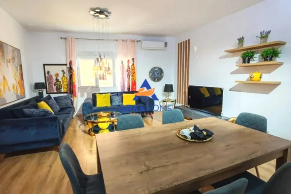 JEPET ME QERA APARTAMENT 2+1+BALLKON "GERMAN COMPUTERS, RRUGA TISH DAHIA" 950 EURO