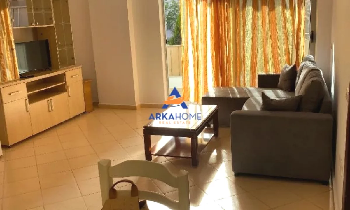 Shtepi me qera Apartament ne Tirane, 1+1, Mobilimi E mobiluar, Pagesa 368  Euro.