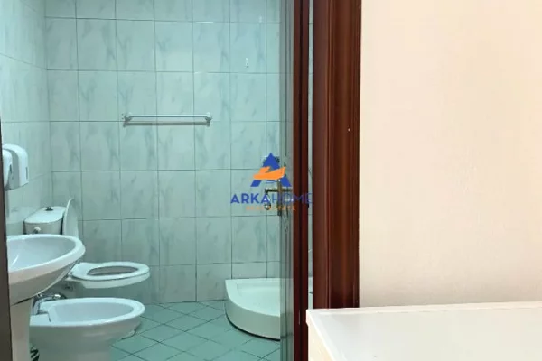 Shtepi me qera Apartament ne Tirane, 1+1, Mobilimi E mobiluar, Pagesa 368  Euro.