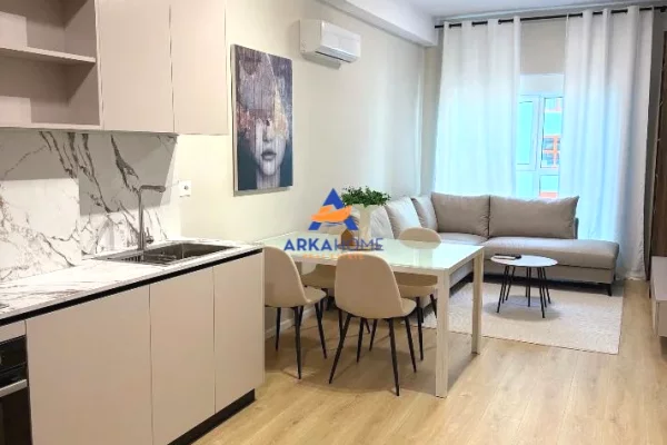 Shtepi me qera Apartament ne Tirane, 1+1, Mobilimi E mobiluar, Pagesa 473  Euro.
