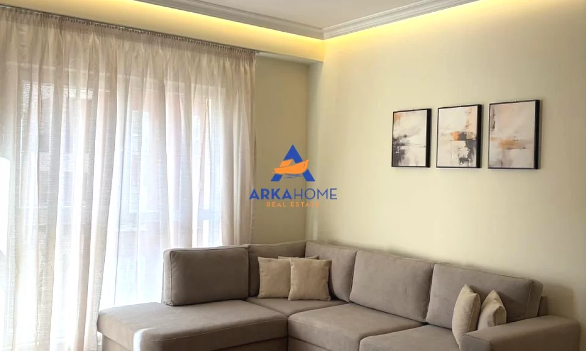Shtepi me qera Apartament ne Tirane, 1+1, Mobilimi E mobiluar, Pagesa 550  Euro.