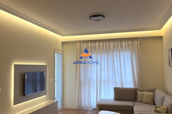 Shtepi me qera Apartament ne Tirane, 1+1, Mobilimi E mobiluar, Pagesa 550  Euro.