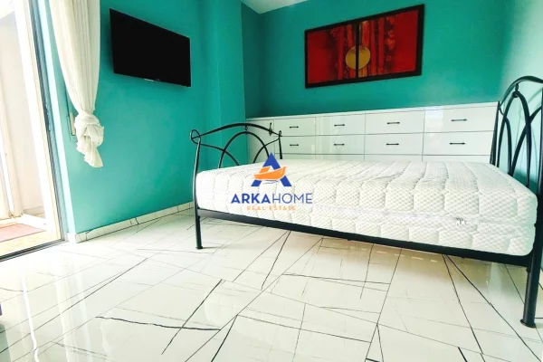 Shtepi me qera Apartament ne Tirane, 2+1, Mobilimi E mobiluar, Pagesa 1,200  Euro.