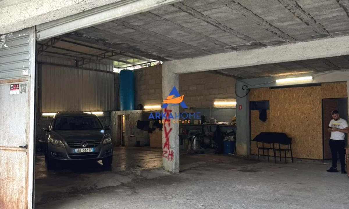 JEPET ME QERA AMBIENT 300M2 "SAUK" 1000 EURO
