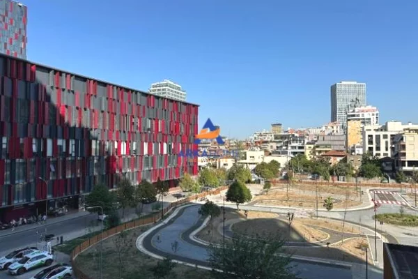 JEPET ME QERA AMBJENT 150M2 "VERTICAL FOREST, AIR ALBANIA" 5000 EURO