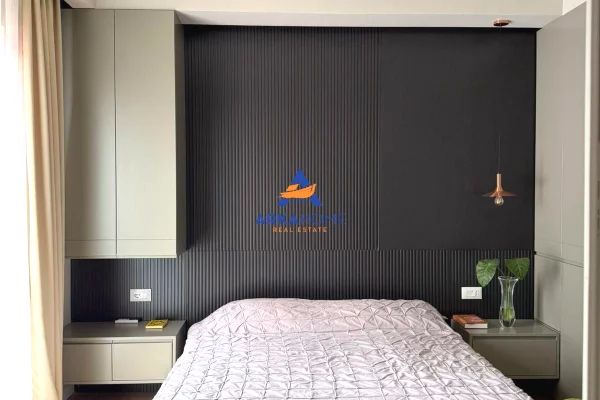 Shtepi ne shitje Apartament ne Tirane, 2+1, Mobilimi E mobiluar, Pagesa 325,000  Euro.