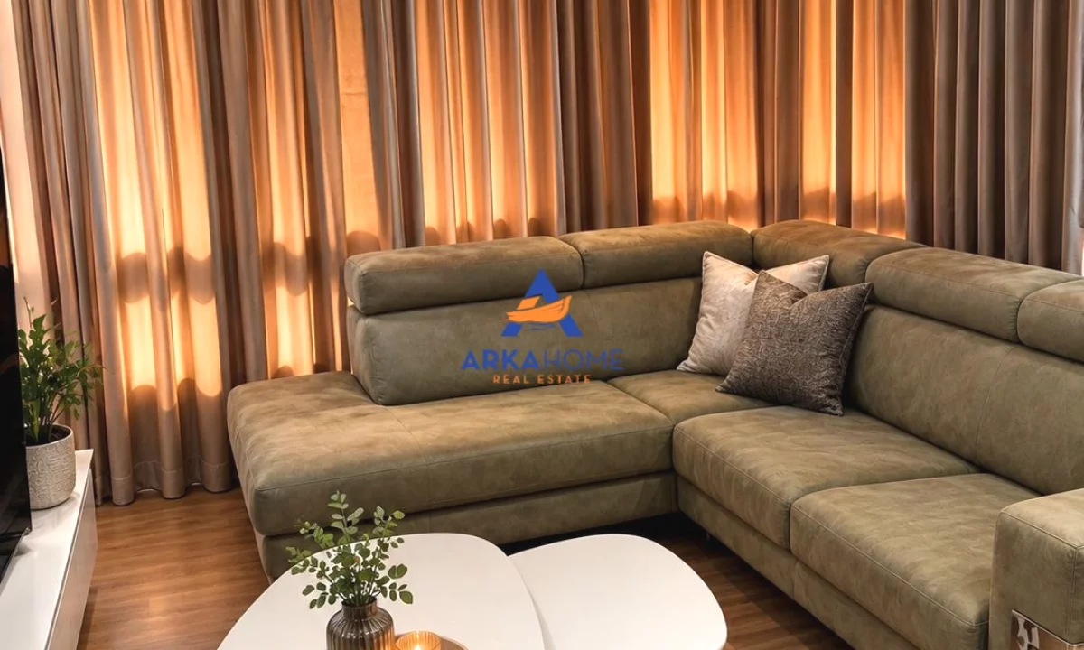 Shtepi me qera Apartament ne Tirane, 3+1, Mobilimi E mobiluar, Pagesa 800  Euro.