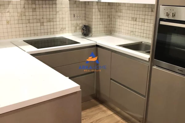 Shtepi me qera Apartament ne Tirane, 3+1, Mobilimi E mobiluar, Pagesa 800  Euro.