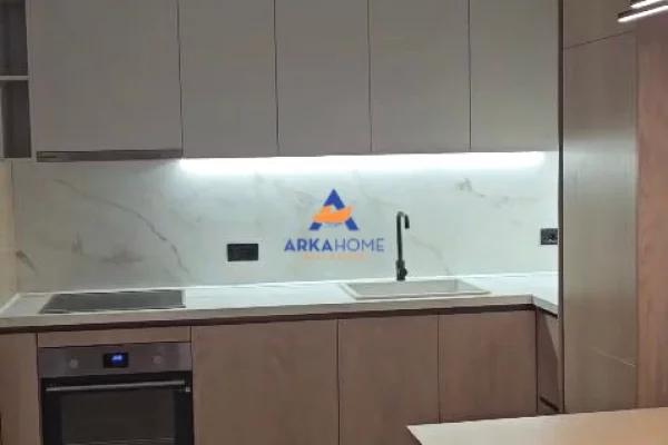 Shtepi me qera Apartament ne Tirane, 1+1, Mobilimi E mobiluar, Pagesa 10,501  Euro.