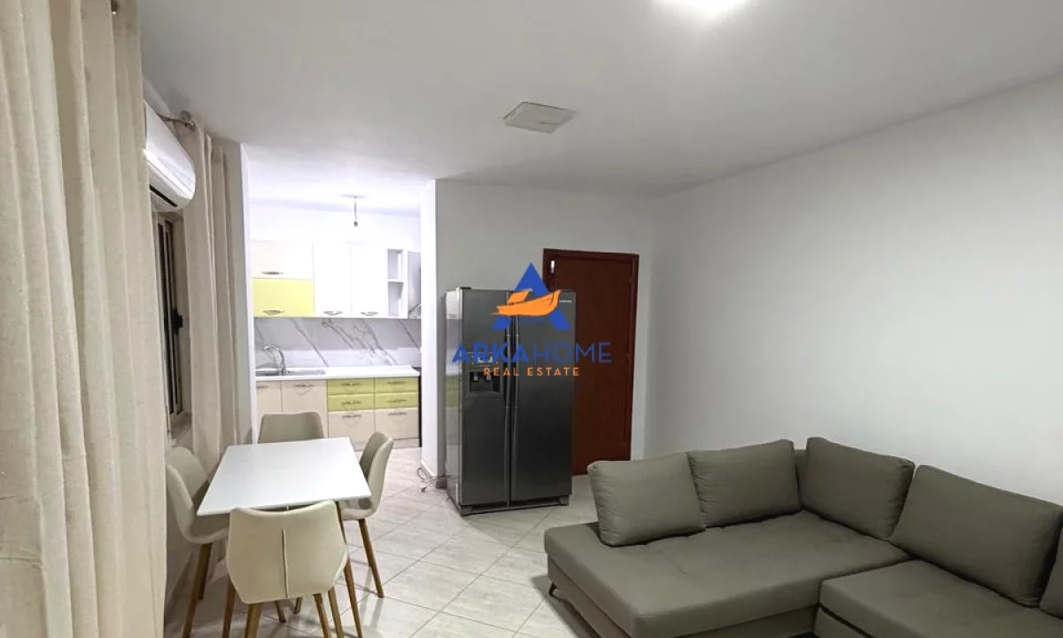 Shtepi me qera Apartament ne Tirane, 2+1, Mobilimi E mobiluar, Pagesa 736  Euro.