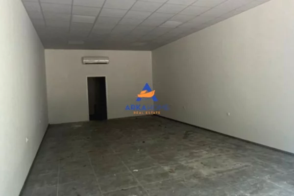 Ambient biznesi me qera 1+1 ne Tirane - 262 Euro
