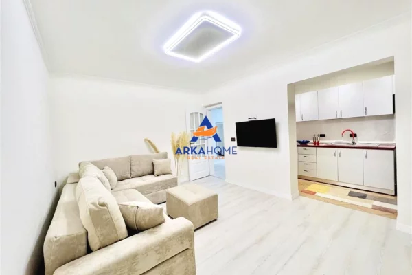 Shtepi ne shitje Apartament ne Tirane, 1+1, Mobilimi E mobiluar, Pagesa 208,000  Euro.
