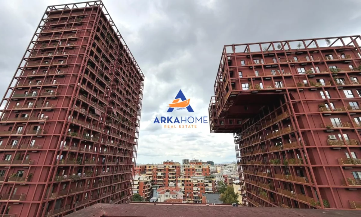 JEPET AMBIENT ZYRASH ME QERA 450 M2 "GALERIA ROMA, RRUGA E KAVAJES" 6000 EURO