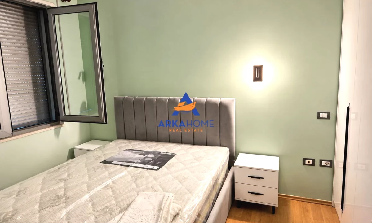 Shtepi me qera Apartament ne Tirane, 1+1, Mobilimi E mobiluar, Pagesa 683  Euro.
