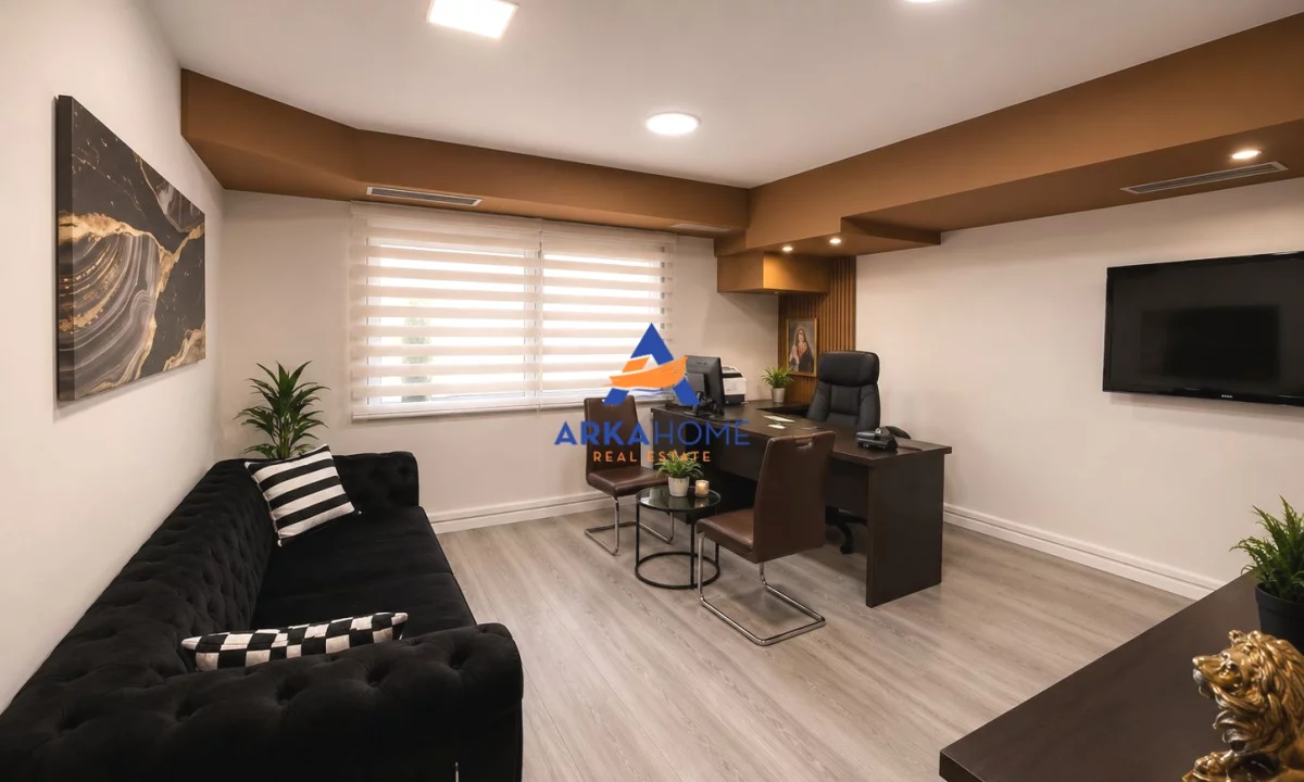 JEPET AMBIENT ZYRE/BIZNESI ME QERA 200M2 "TE SHKOLLA PETRO NINI" 3500 EURO