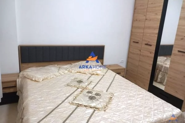Shtepi me qera Apartament ne Tirane, 1+1, Mobilimi E mobiluar, Pagesa 420  Euro.