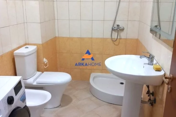Shtepi me qera Apartament ne Tirane, 1+1, Mobilimi E mobiluar, Pagesa 420  Euro.