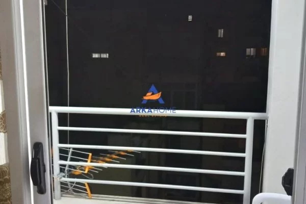 Shtepi me qera Apartament ne Tirane, 1+1, Mobilimi E mobiluar, Pagesa 420  Euro.