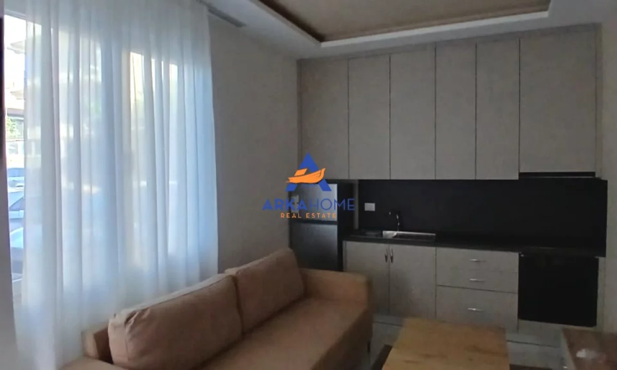 Shtepi me qera Apartament ne Tirane, 1+1, Mobilimi E mobiluar, Pagesa 473  Euro.