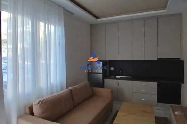 Shtepi me qera Apartament ne Tirane, 1+1, Mobilimi E mobiluar, Pagesa 473  Euro.