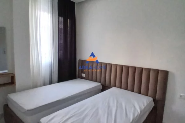 Shtepi me qera Apartament ne Tirane, 1+1, Mobilimi E mobiluar, Pagesa 473  Euro.