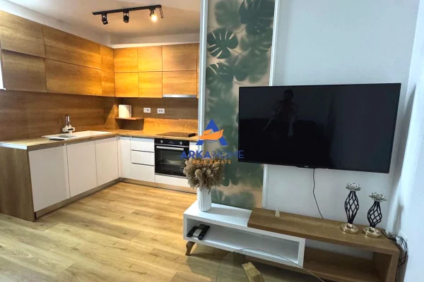 JEPET APARTAMENT ME QERA 2+1+BALLKON "PRANE RRUGES KONGRESI I MANASTIRIT PERBALLE PEDIATRISE" 70.000