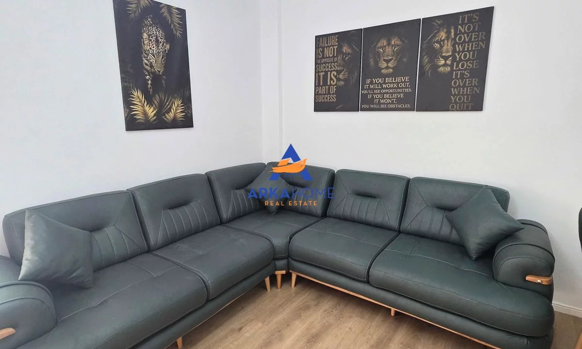 Shtepi ne shitje Apartament ne Tirane, 1+1, Mobilimi E mobiluar, Pagesa 136,842  Euro.