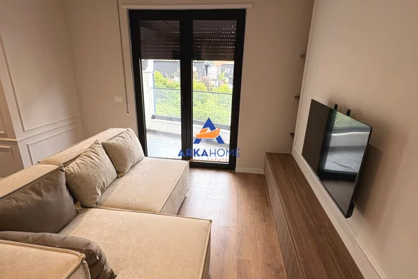 JEPET ME QERA APARTAMENT 1+1+BALLKON "KOMUNA E PARISIT " 160.000 LEKE
