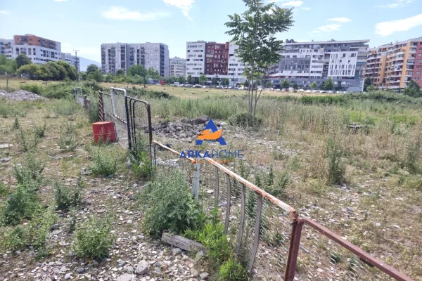 Terreno in vendita a Tirana - 1,000 Euro