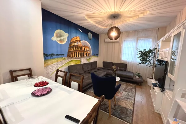 Shtepi me qera Apartament ne Tirane, 2+1, Mobilimi E mobiluar, Pagesa 736  Euro.