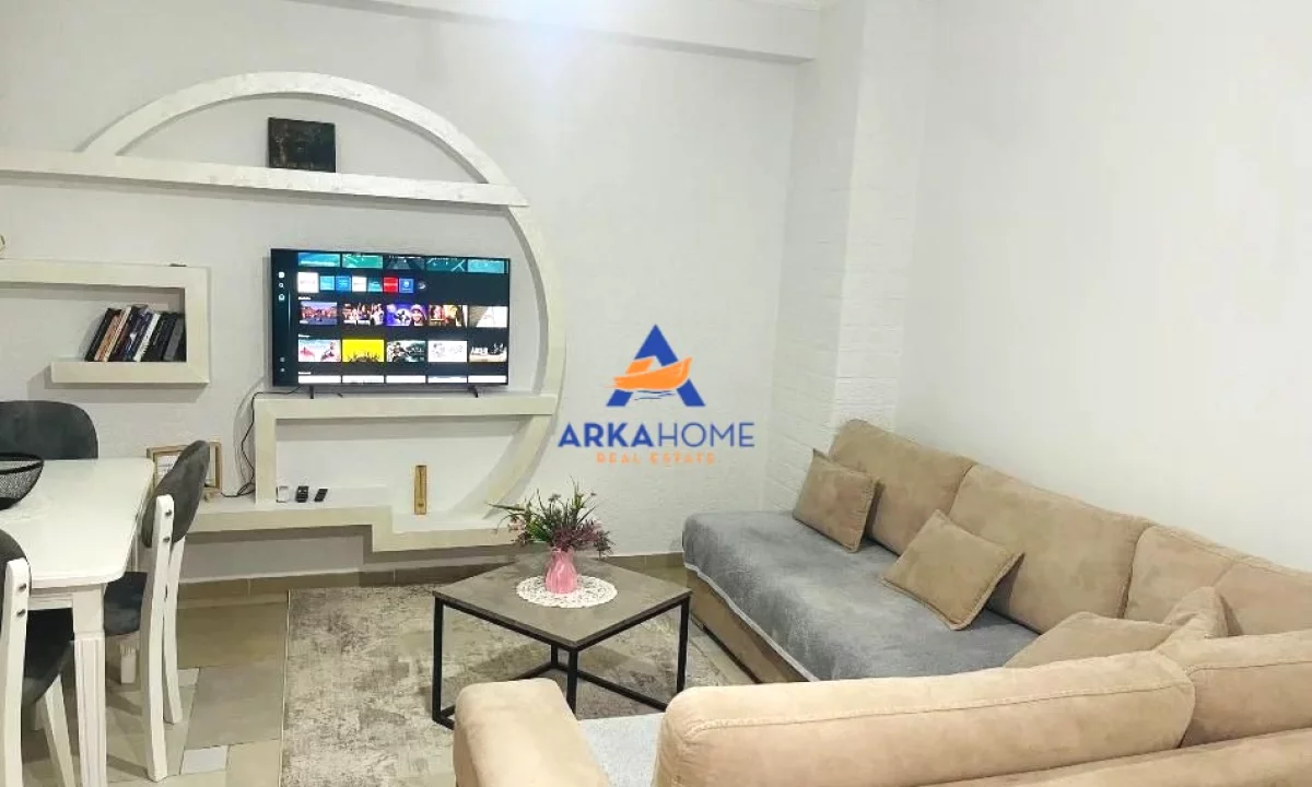 Shtepi me qera Apartament ne Tirane, 2+1, Mobilimi E mobiluar, Pagesa 526  Euro.