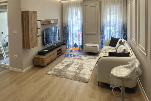 Shtepi me qera Apartament ne Tirane, 1+1, Mobilimi E mobiluar, Pagesa 452  Euro.