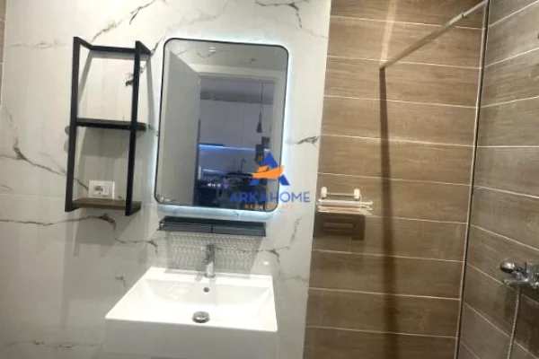 Shtepi me qera Apartament ne Tirane, 1+1, Mobilimi E mobiluar, Pagesa 452  Euro.