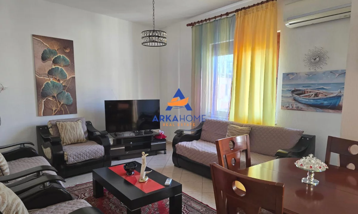 Shtepi me qera Apartament ne Tirane, 2+1, Mobilimi E mobiluar, Pagesa 650  Euro.