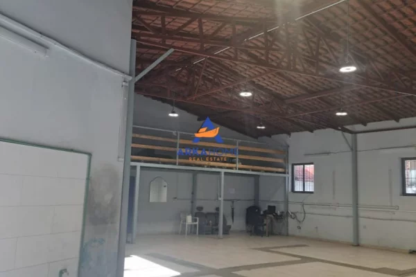 JEPET AMBJENT ME QERA 200M2 "PAZARI I RI" CMIMI SIPAS KERKESES