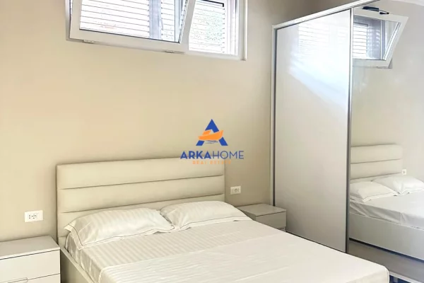 Shtepi me qera Apartament ne Tirane, 1+1, Mobilimi E mobiluar, Pagesa 578  Euro.