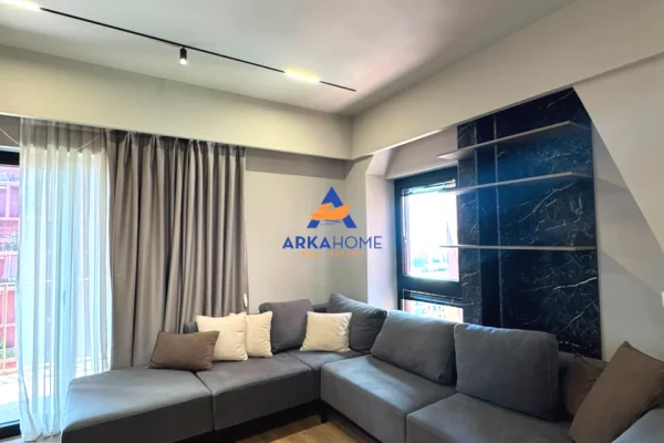 SHITET APARTAMENT LUKSOZ 2+1+2 BALLKON "GARDEN BUILDING, RRUGA KAVAJËS " 504.900 EURO