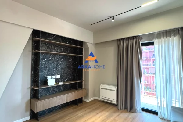 Shtepi ne shitje Apartament ne Tirane, 2+1, Mobilimi E mobiluar, Pagesa 504,900  Euro.