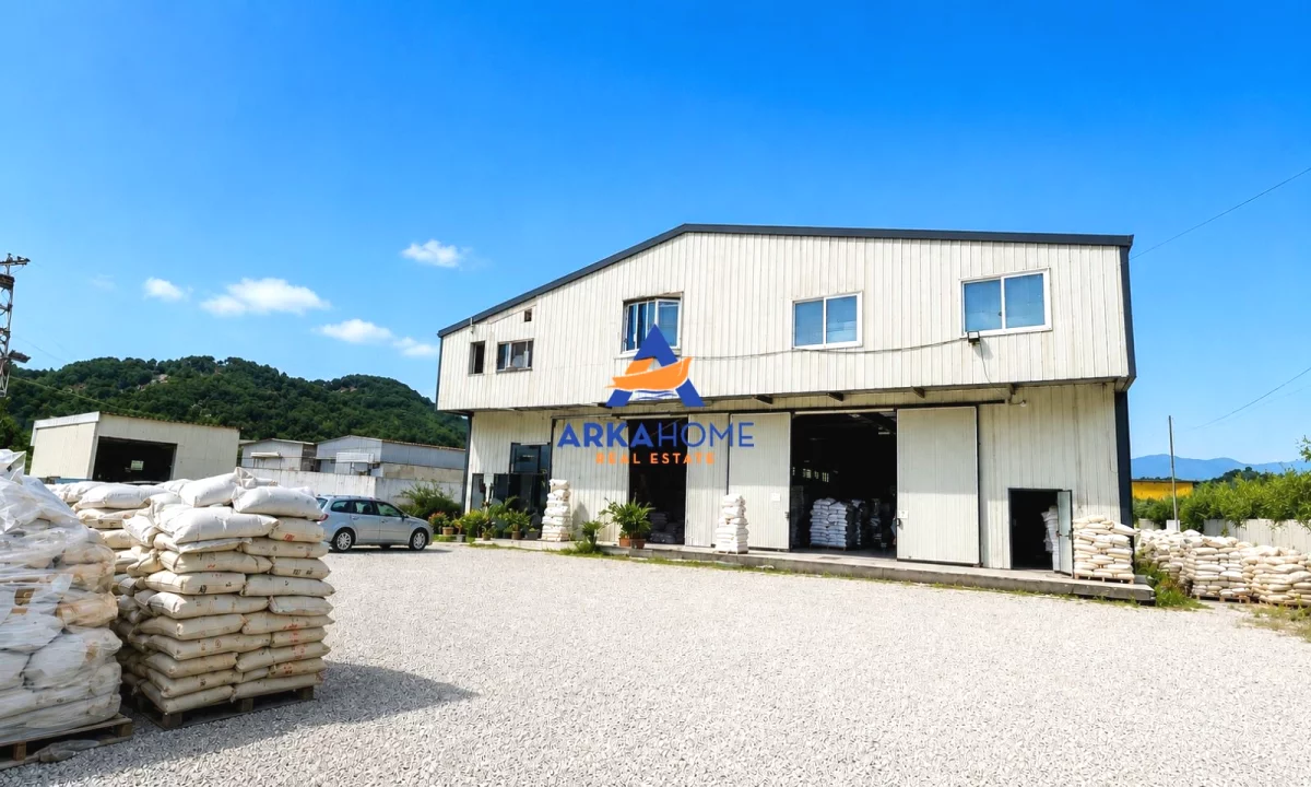 JEPET KAPANON ME QERA 1700M2 "VAQARR, PRANE URES SE BESHIRIT" 6000 EURO