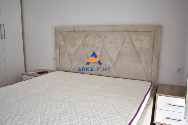 Shtepi me qera Apartament ne Tirane, 1+1, Mobilimi E mobiluar, Pagesa 473  Euro.